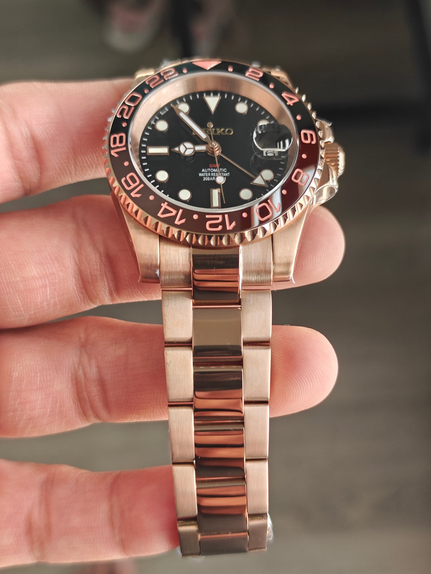 Custom Seiko Rootbeer GMT Rose Gold Watch